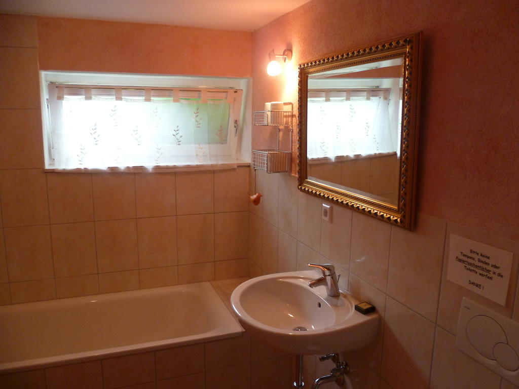 Gesundheitshotel Haus Sonnenstein Salem  Szoba fotó